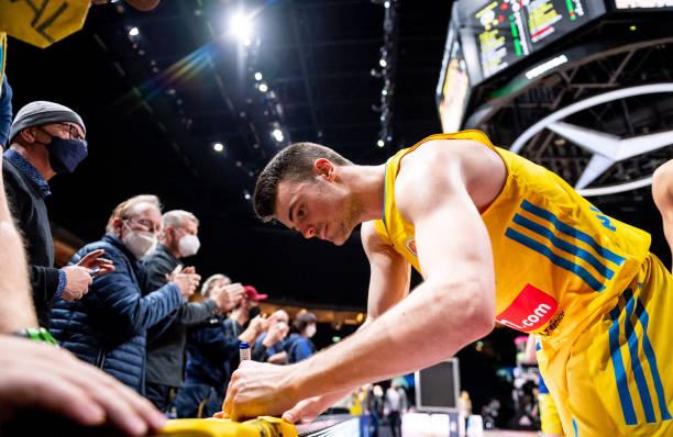 更是智慧与 更是智慧与